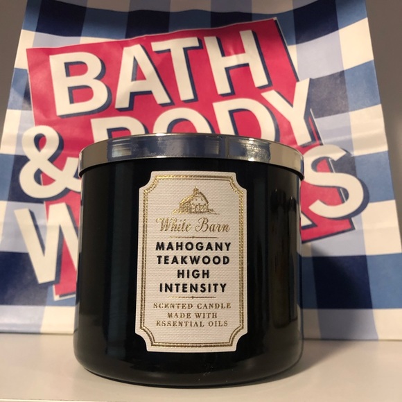 Bath & Body Works White Barn Mahogany Teakwood High Intensity 3-Wick Candle.
